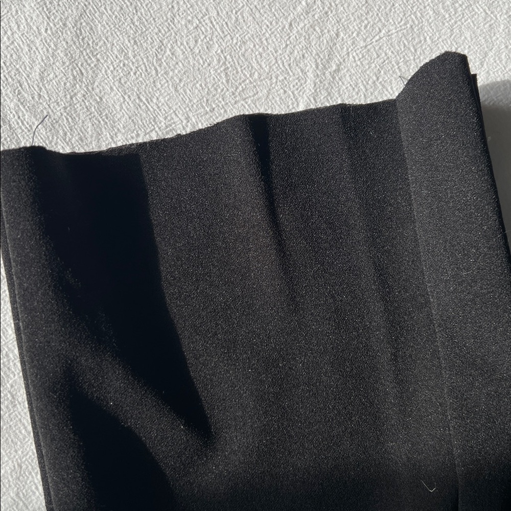 Black side zip high waisted pants - Picture 2 of 3